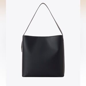 LIMITED EDITION BEIS The Wicked Tote in Black